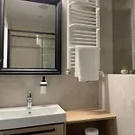 Wolnosci 6 Self Check-in Poznan