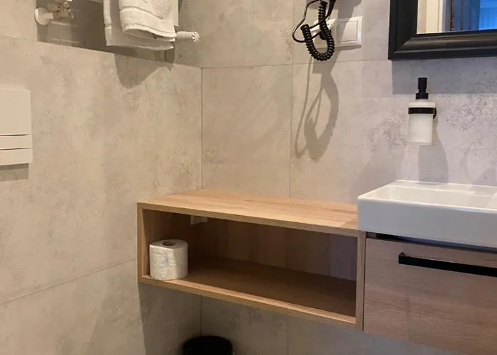 Wolnosci 6 Self Check-in 24h Poznań