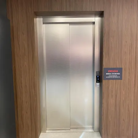 Wolnosci 6 Self Check-in 24h Poznan