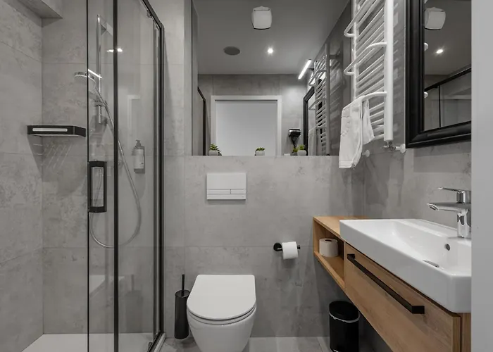 Wolnosci 6 Self Check-in 24h דירה *